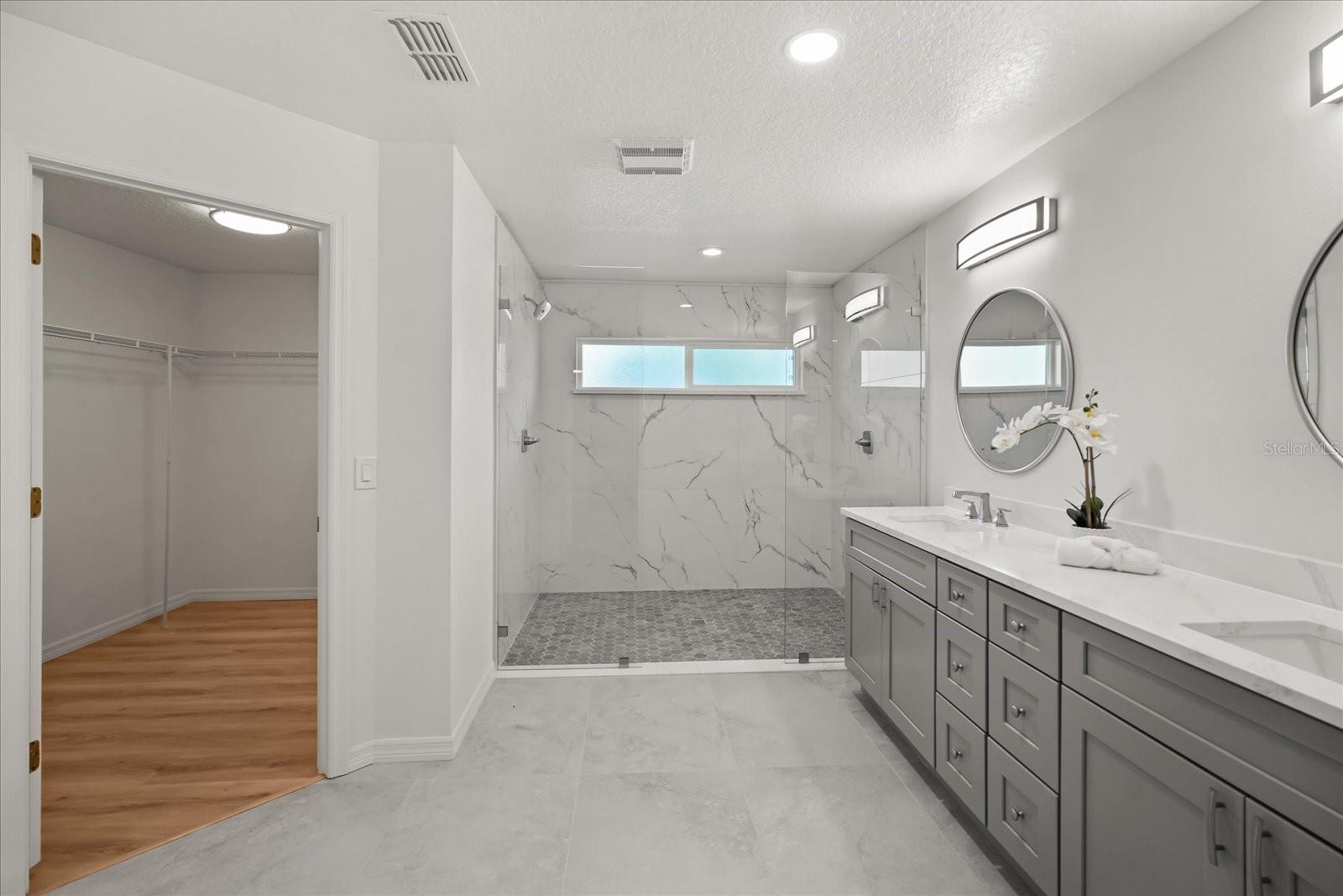 AURORA HOMES SUB - Residential