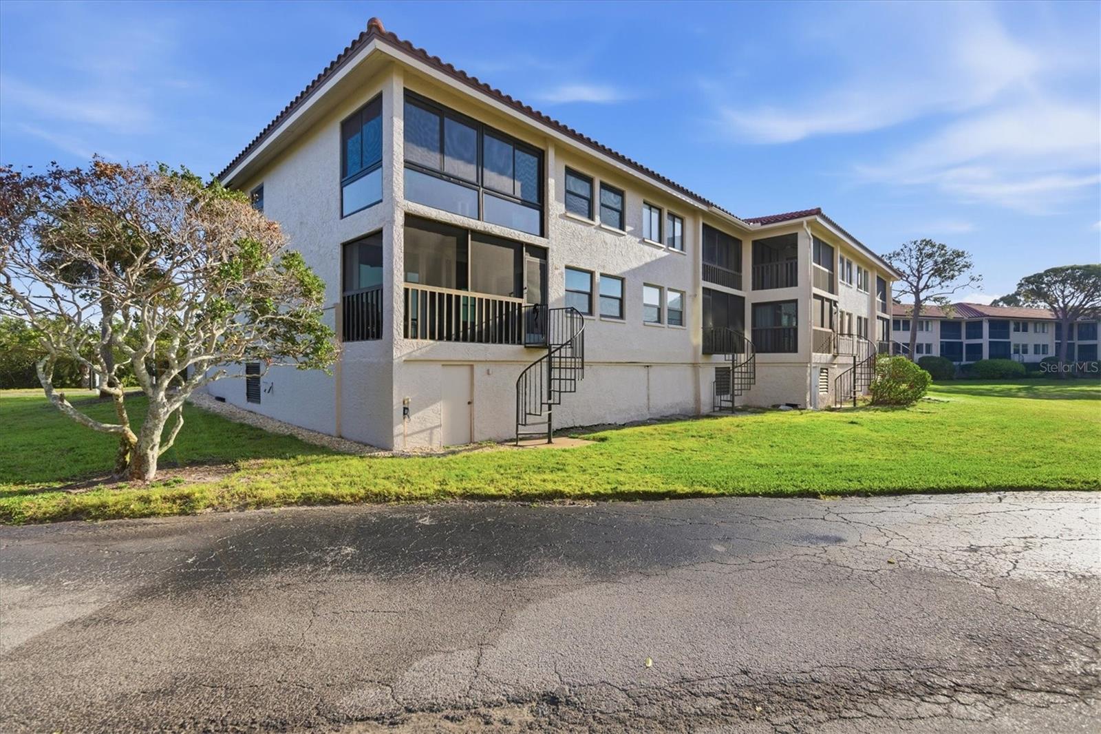 TARPON COVE CONDO - Residential