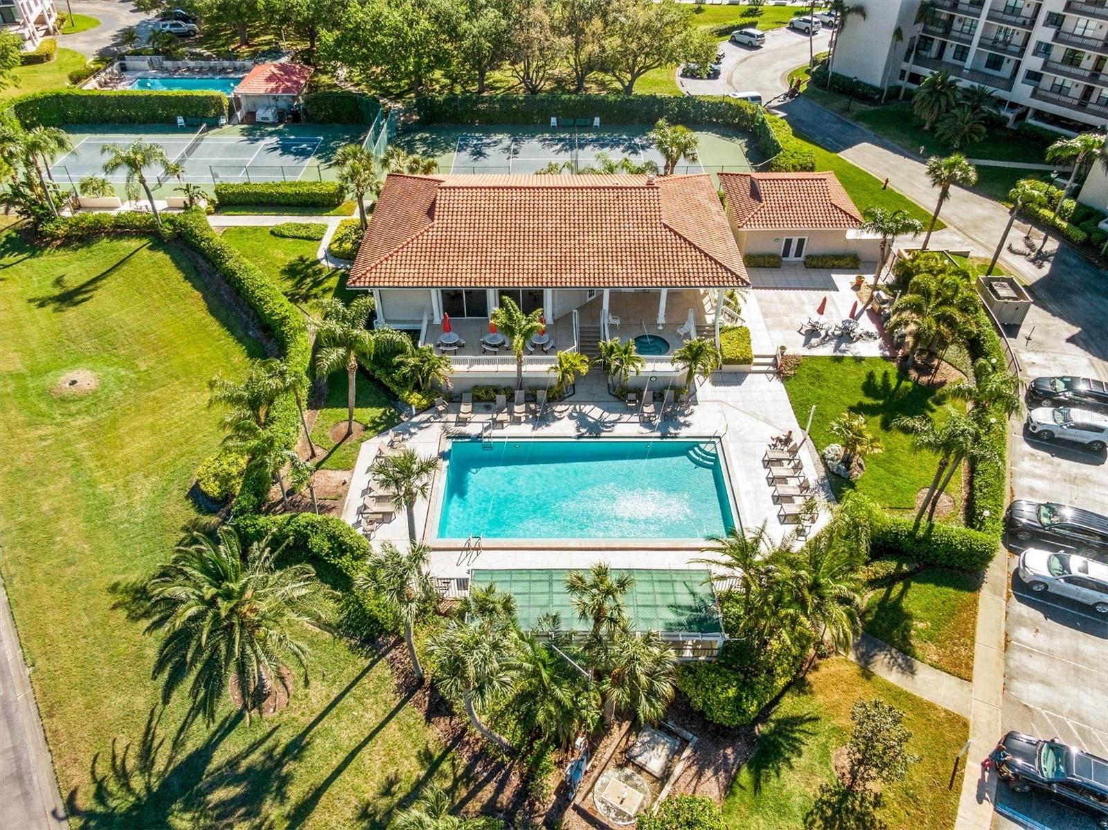 TARPON COVE CONDO - Residential