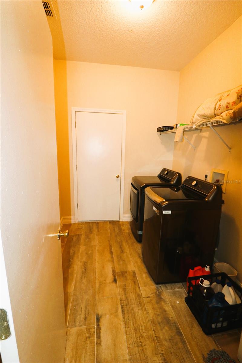 OAK LNDG - Residential