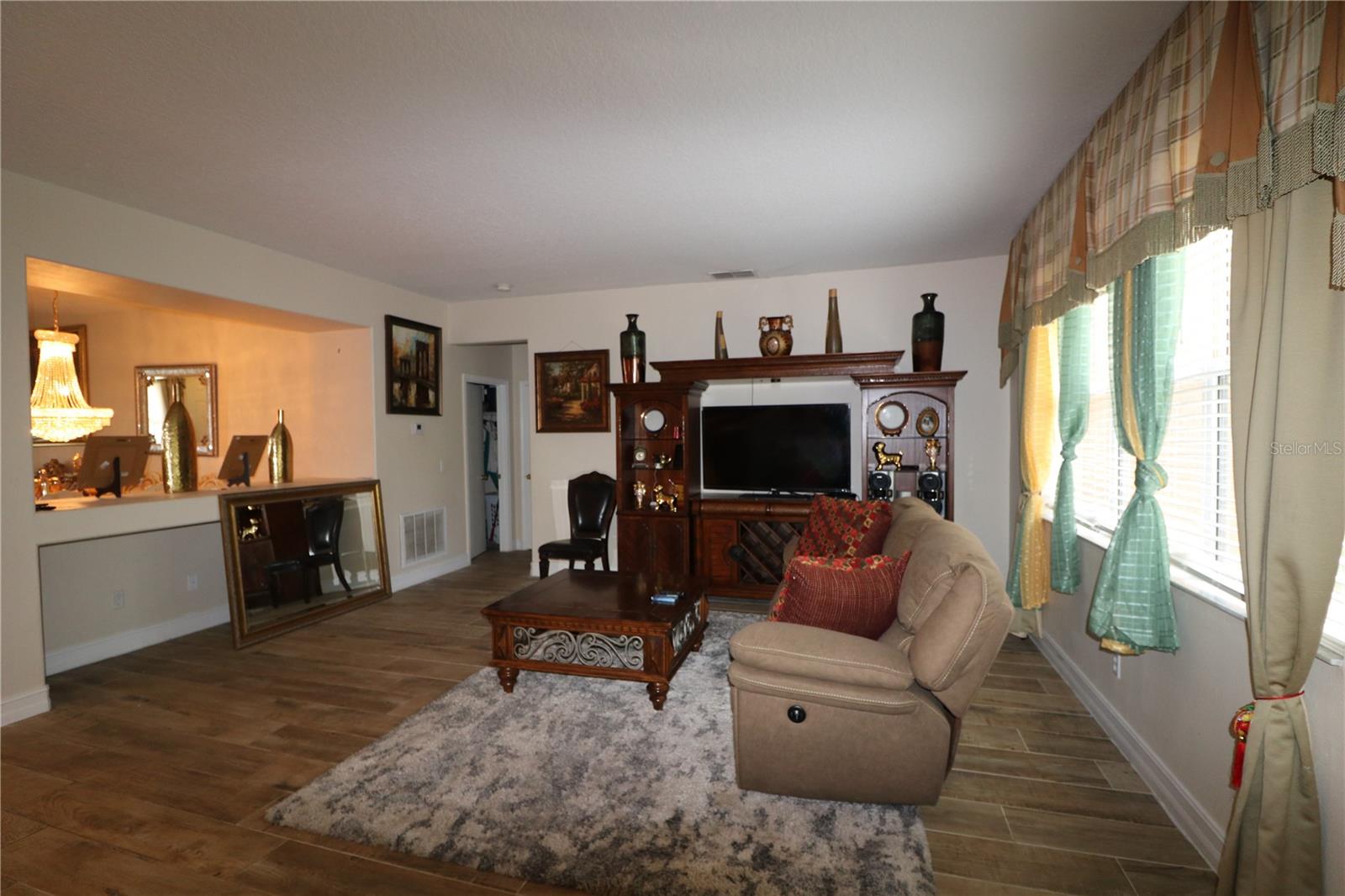 OAK LNDG - Residential