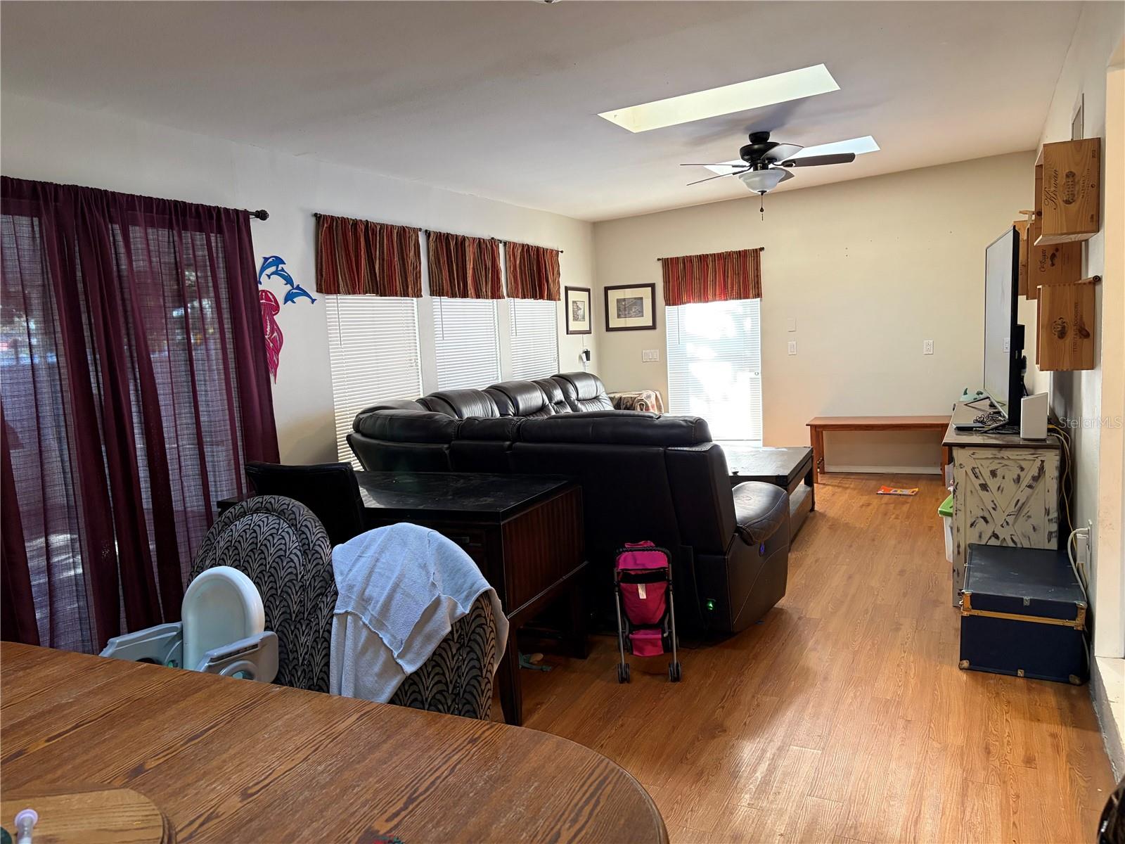 SOUTH VENICE - Residential