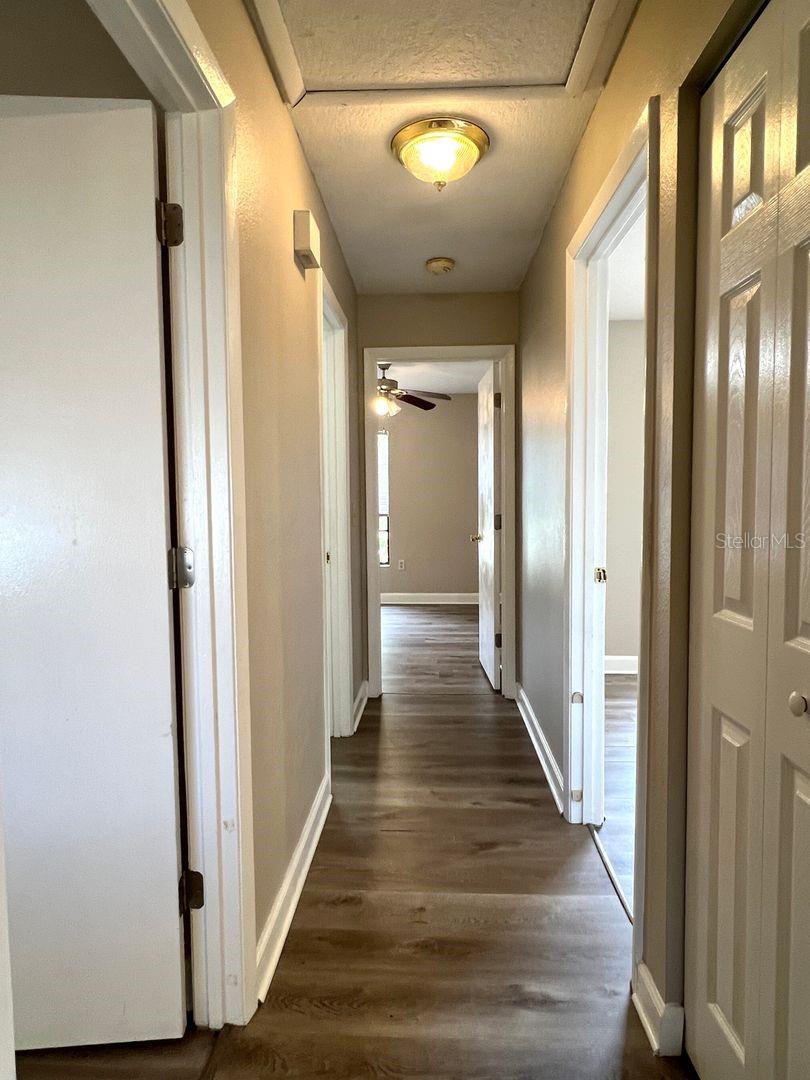 LAKEVIEW VILLAGE SEC L UNI - Residential Lease