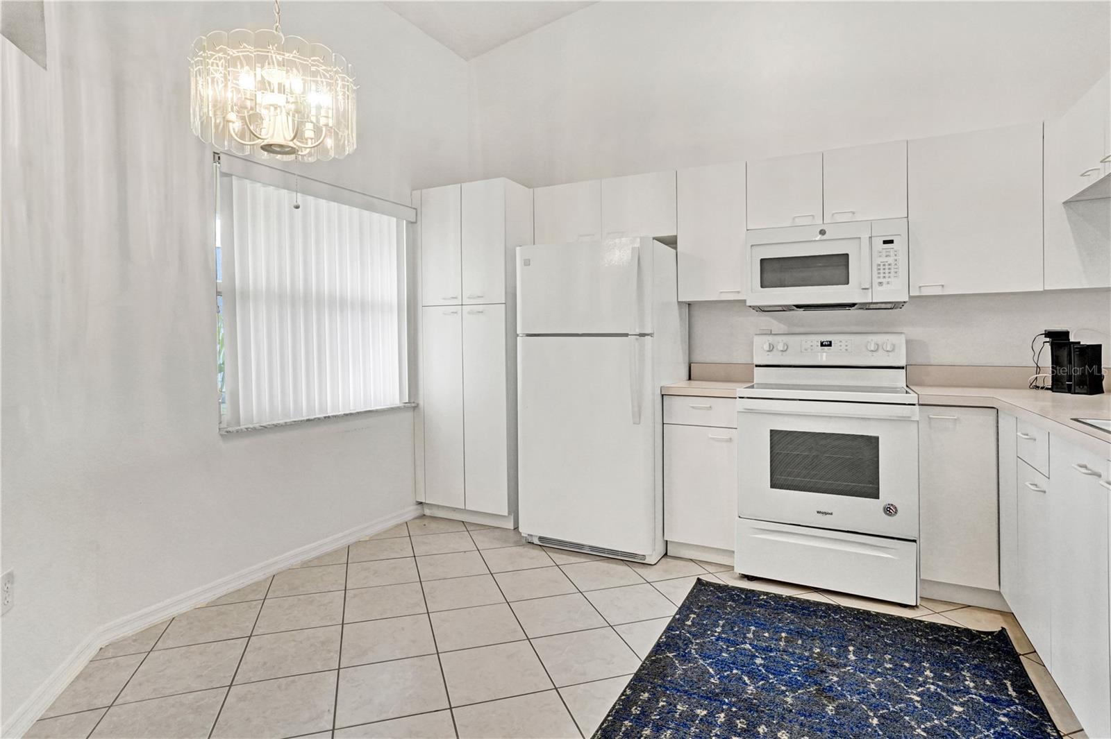 THE VILLAS OF EAGLE CREEK III & IV - Residential