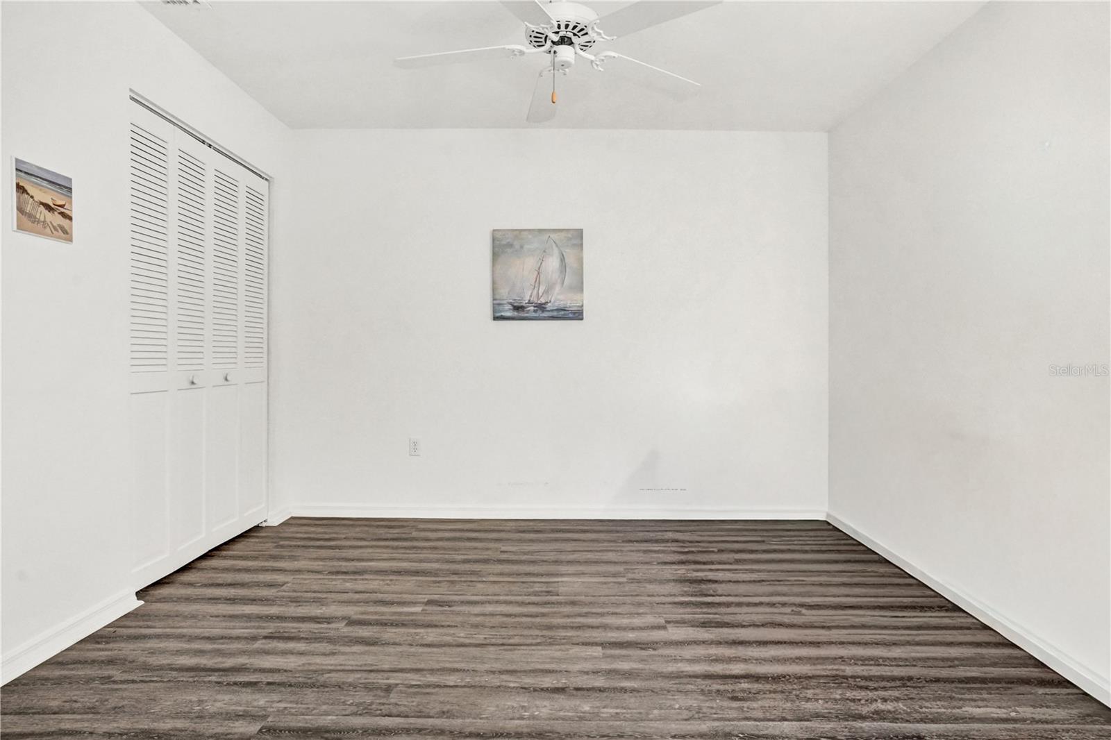 THE VILLAS OF EAGLE CREEK III & IV - Residential