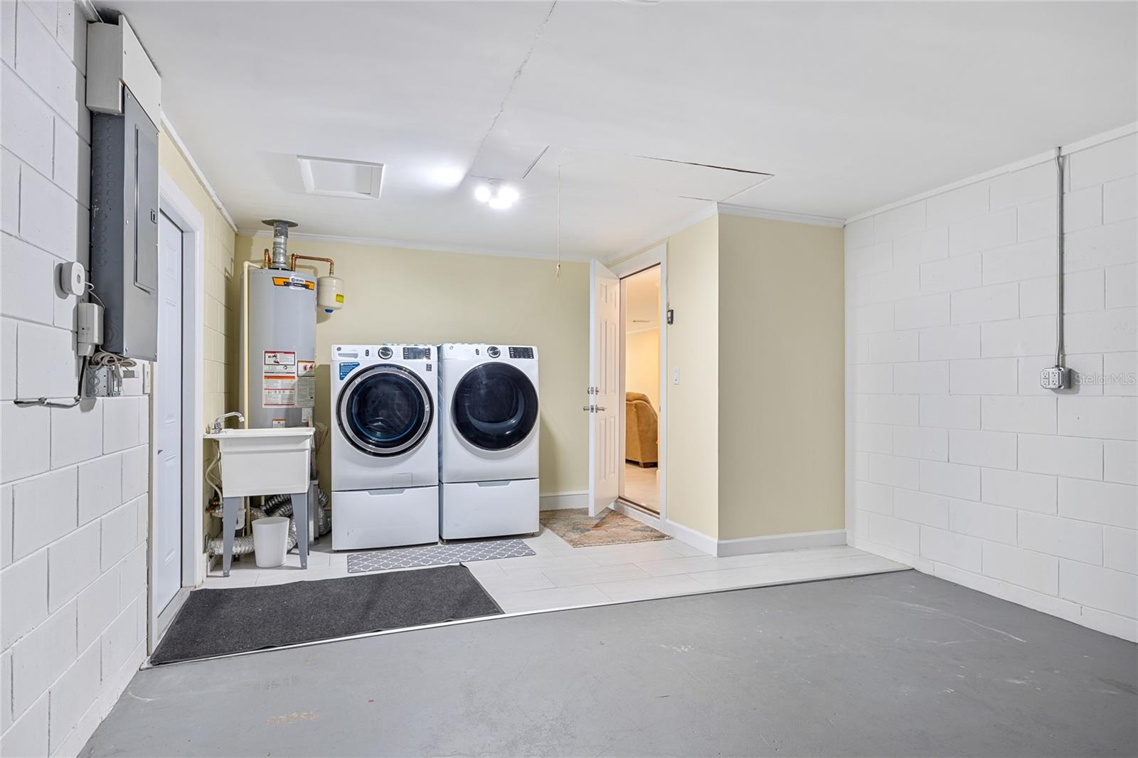 SKYVIEW TERRACE 4TH ADD - Residential