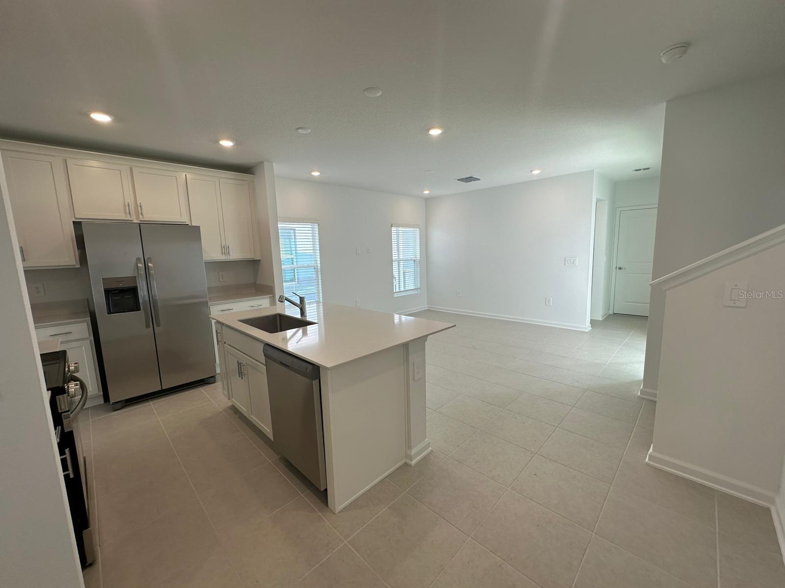 WELLNESS RIDGE PHASE 3 PB 85 PG 28-38 LOT 1101 ORB - Residential Lease