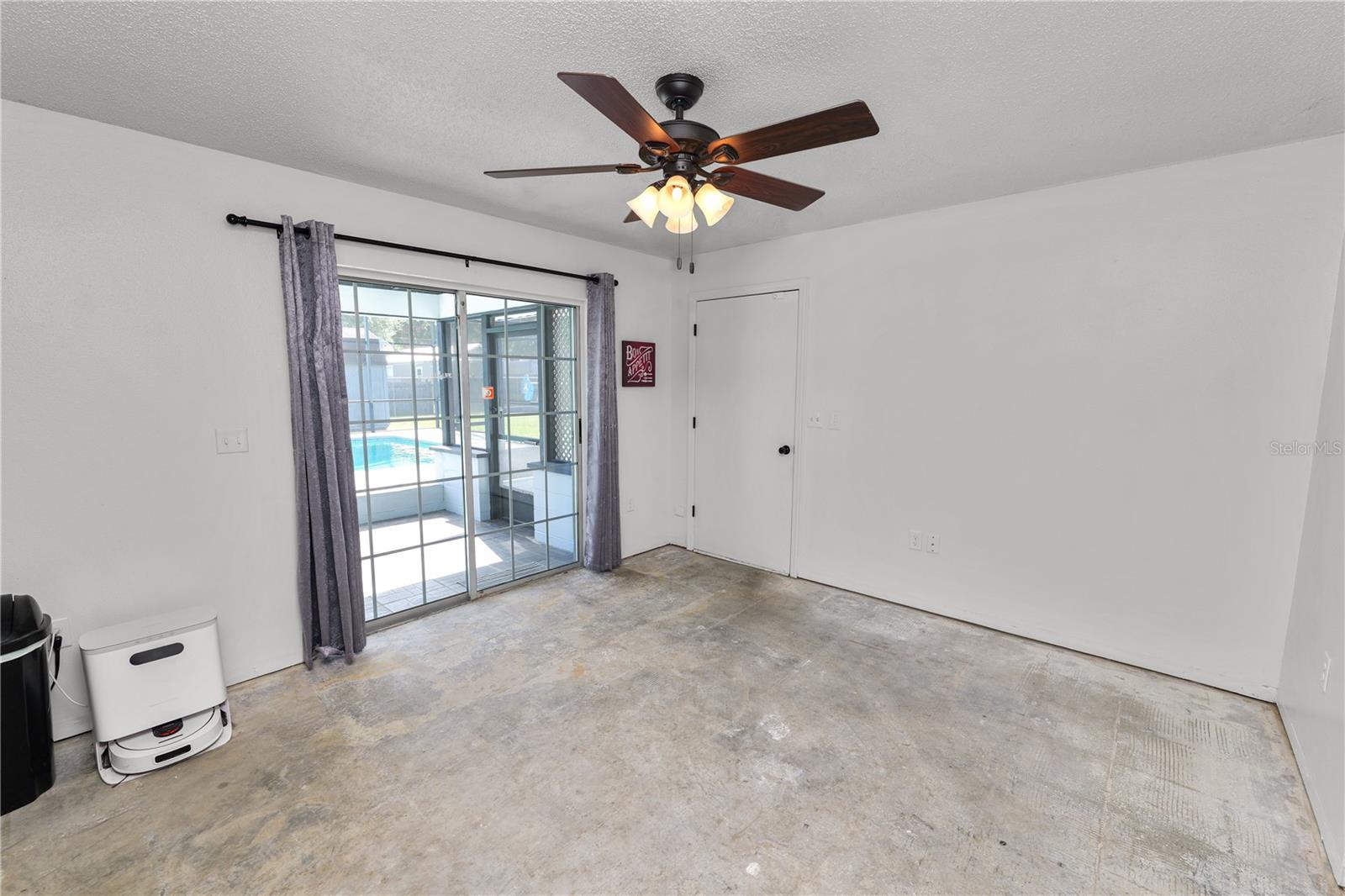 INDIAN WOODS - Residential