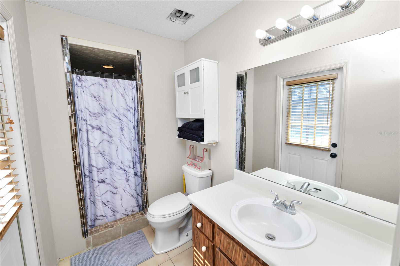 INDIAN WOODS - Residential