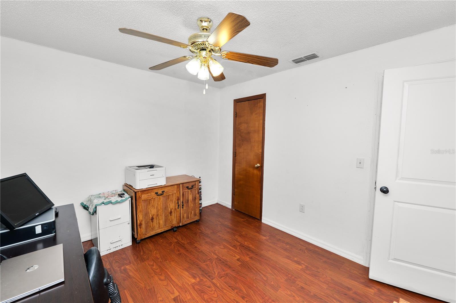 INDIAN WOODS - Residential