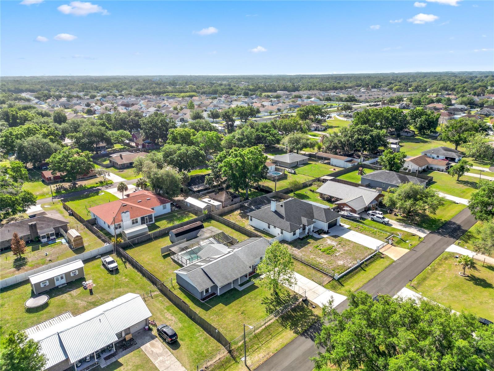 INDIAN WOODS - Residential