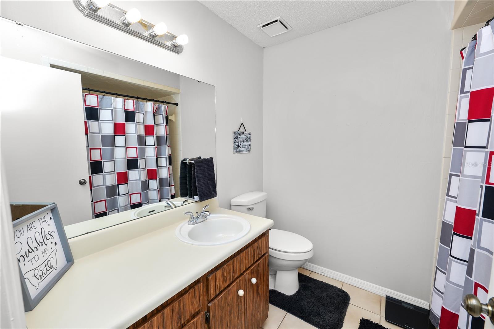 INDIAN WOODS - Residential