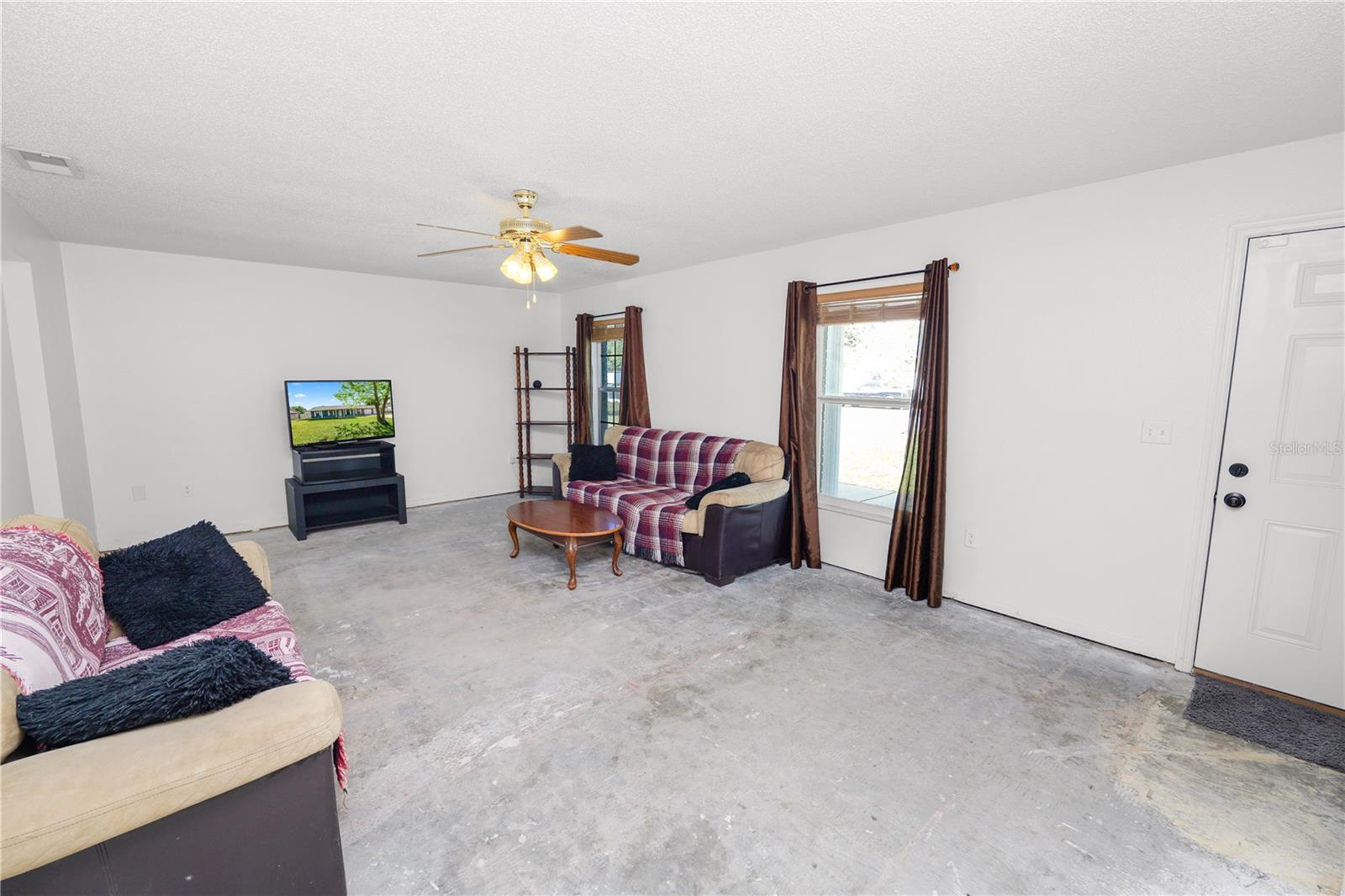 INDIAN WOODS - Residential