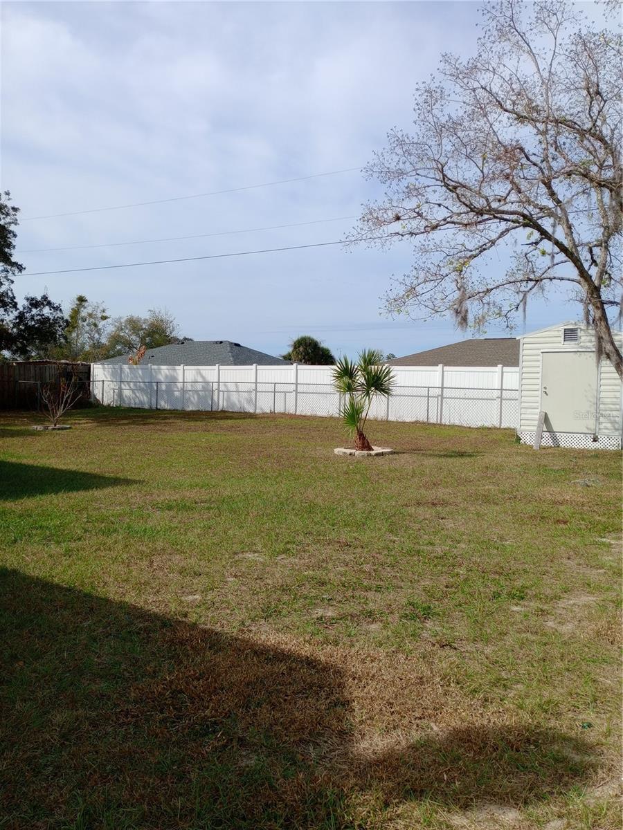 MARION OAKS UN 01 - Residential Lease