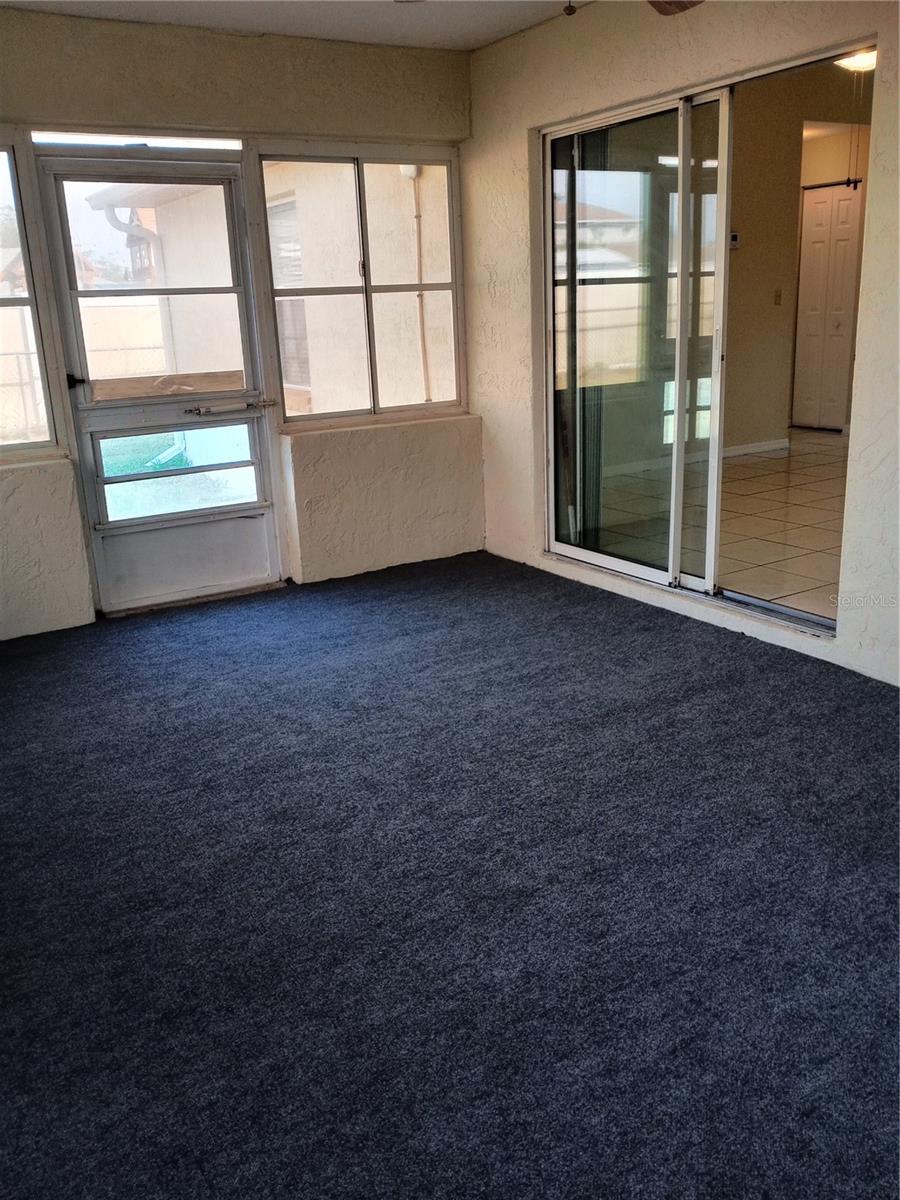 MARION OAKS UN 01 - Residential Lease