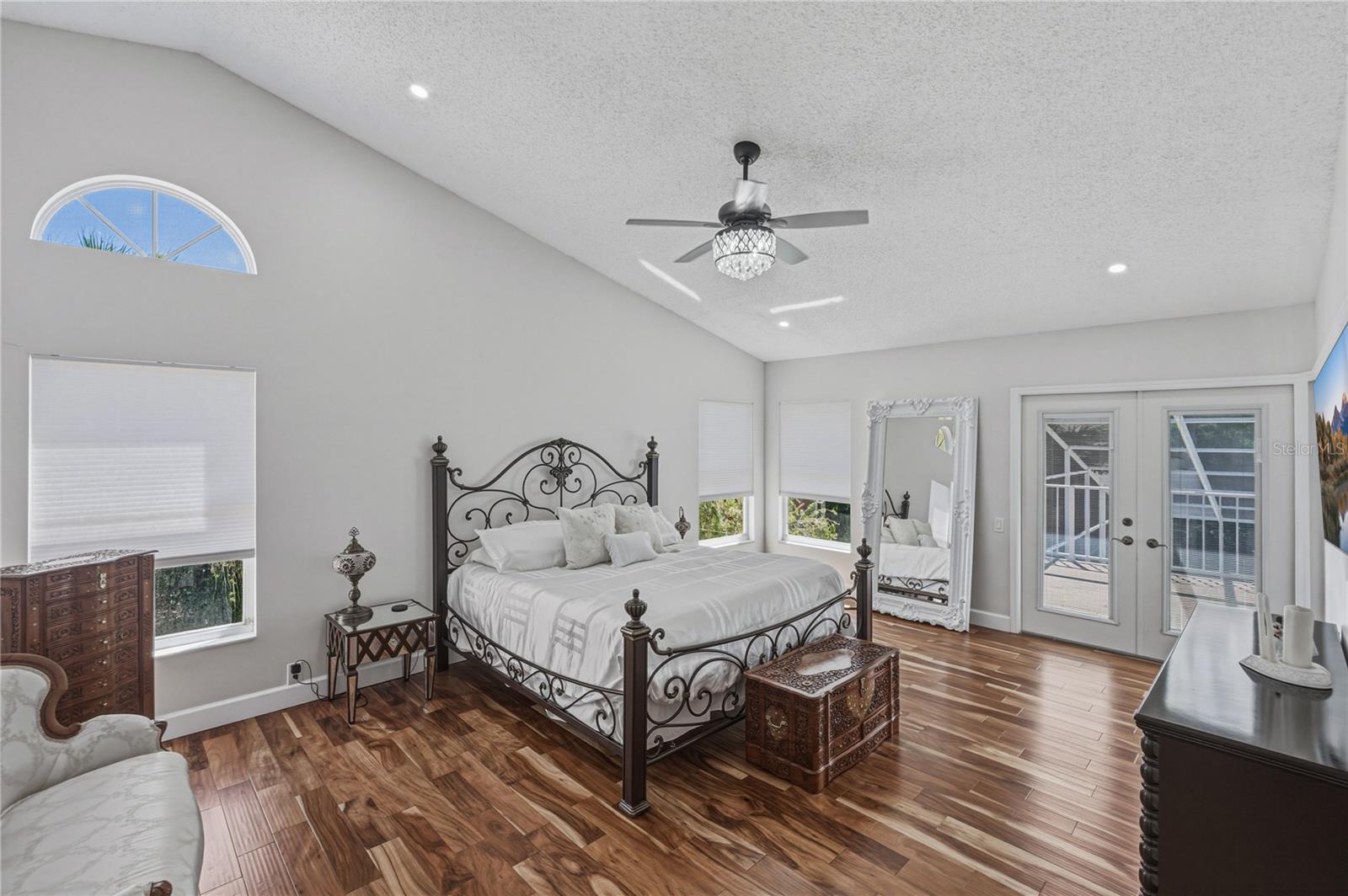 HUNTERS GREEN/FOX CHASE - Residential