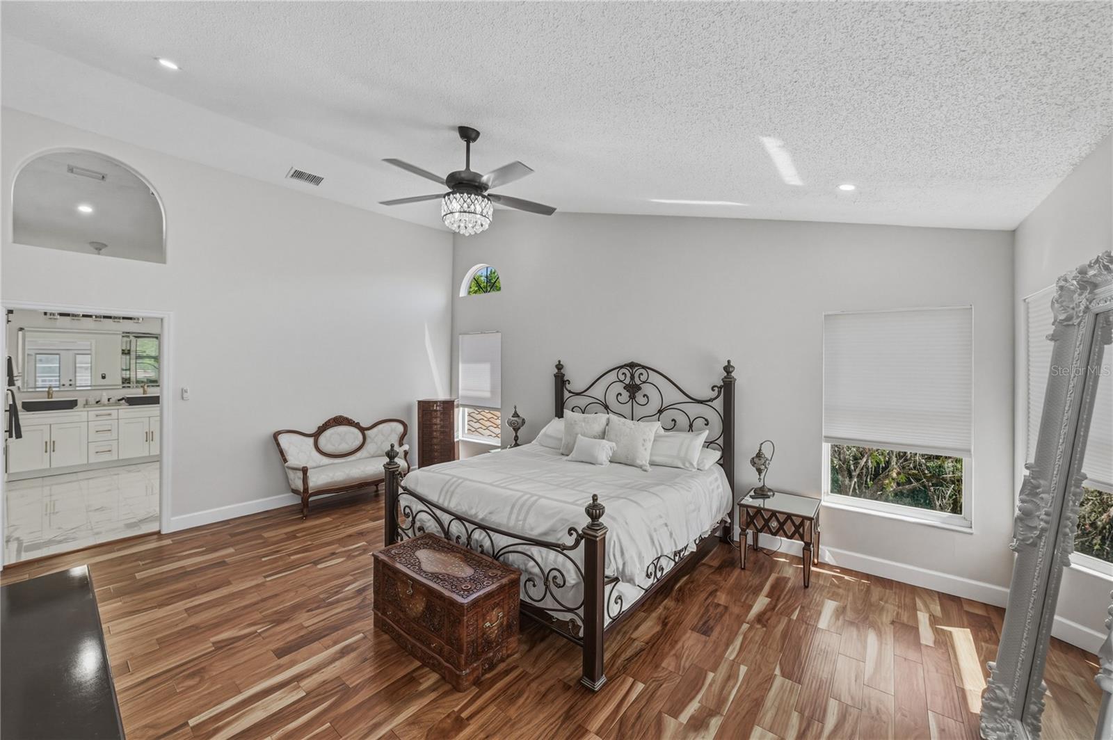 HUNTERS GREEN/FOX CHASE - Residential