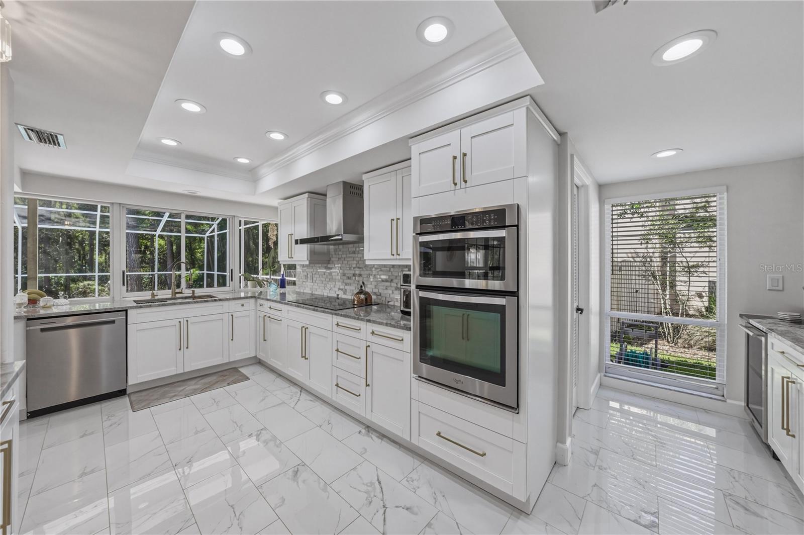 HUNTERS GREEN/FOX CHASE - Residential