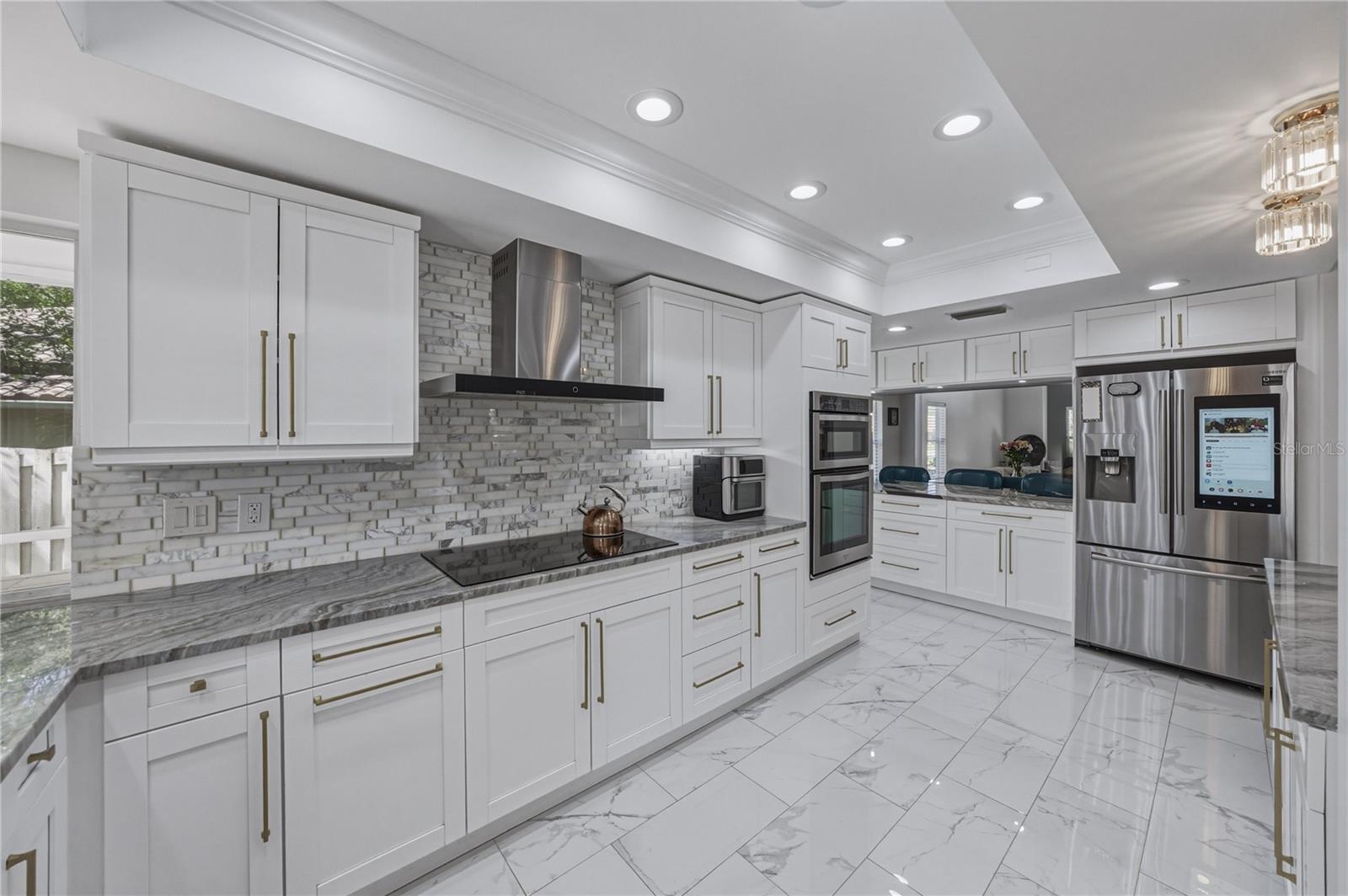 HUNTERS GREEN/FOX CHASE - Residential