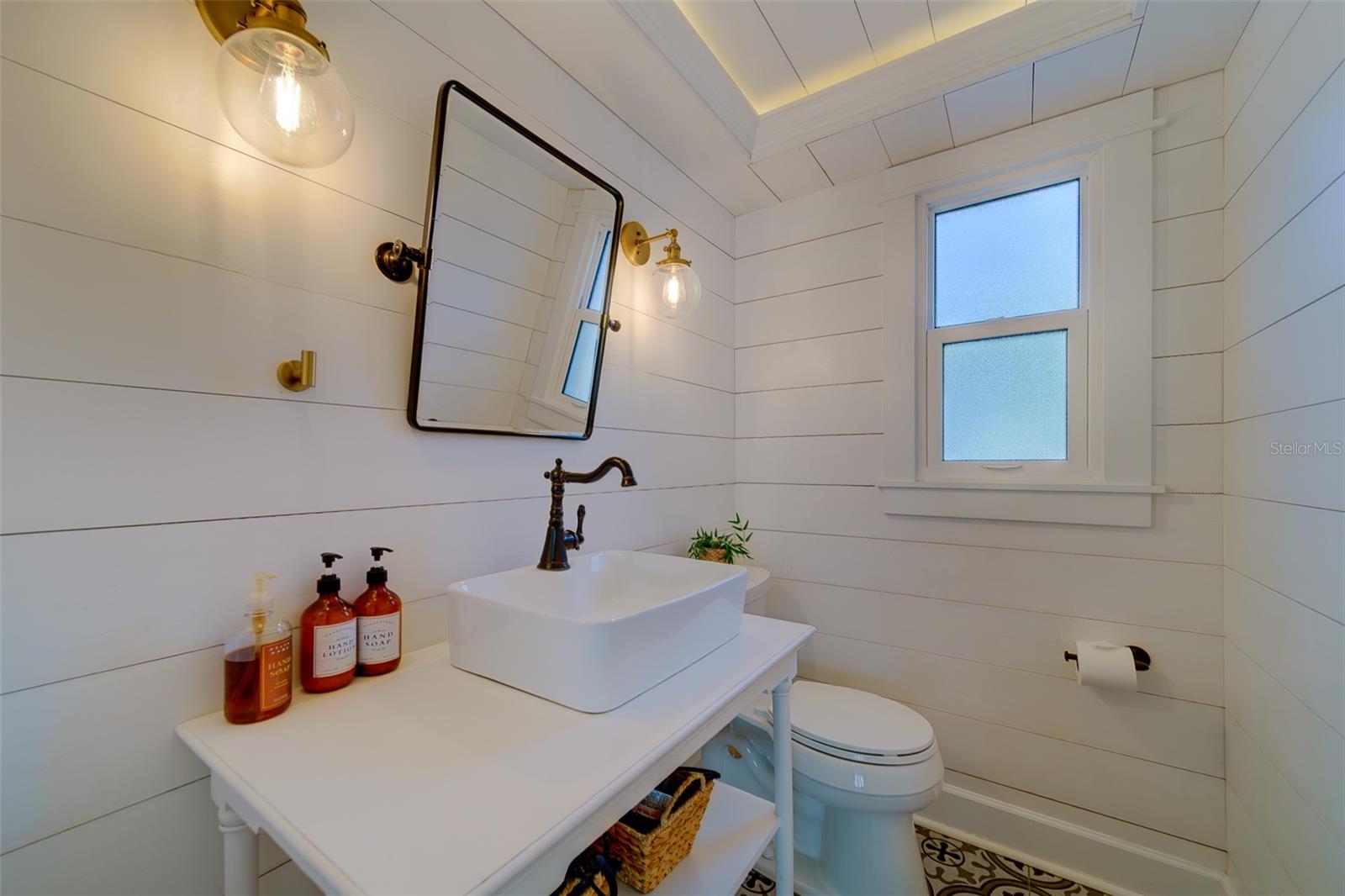 NEWPORT UNIT 2 - Residential