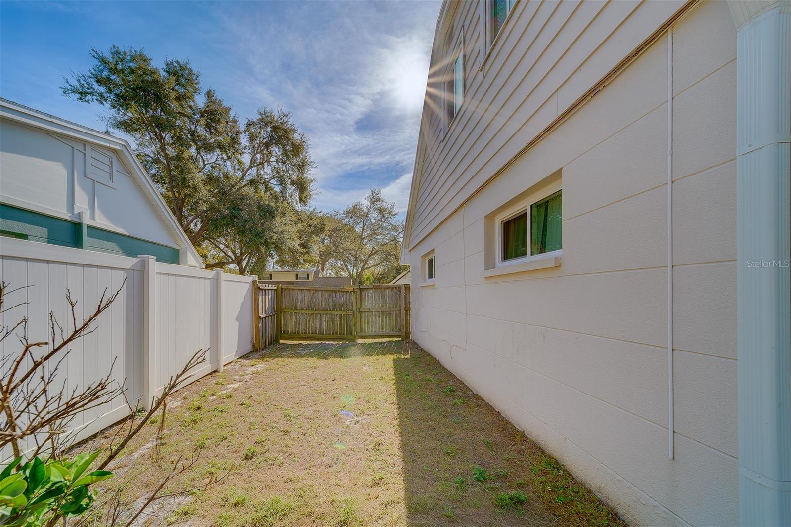 NEWPORT UNIT 2 - Residential