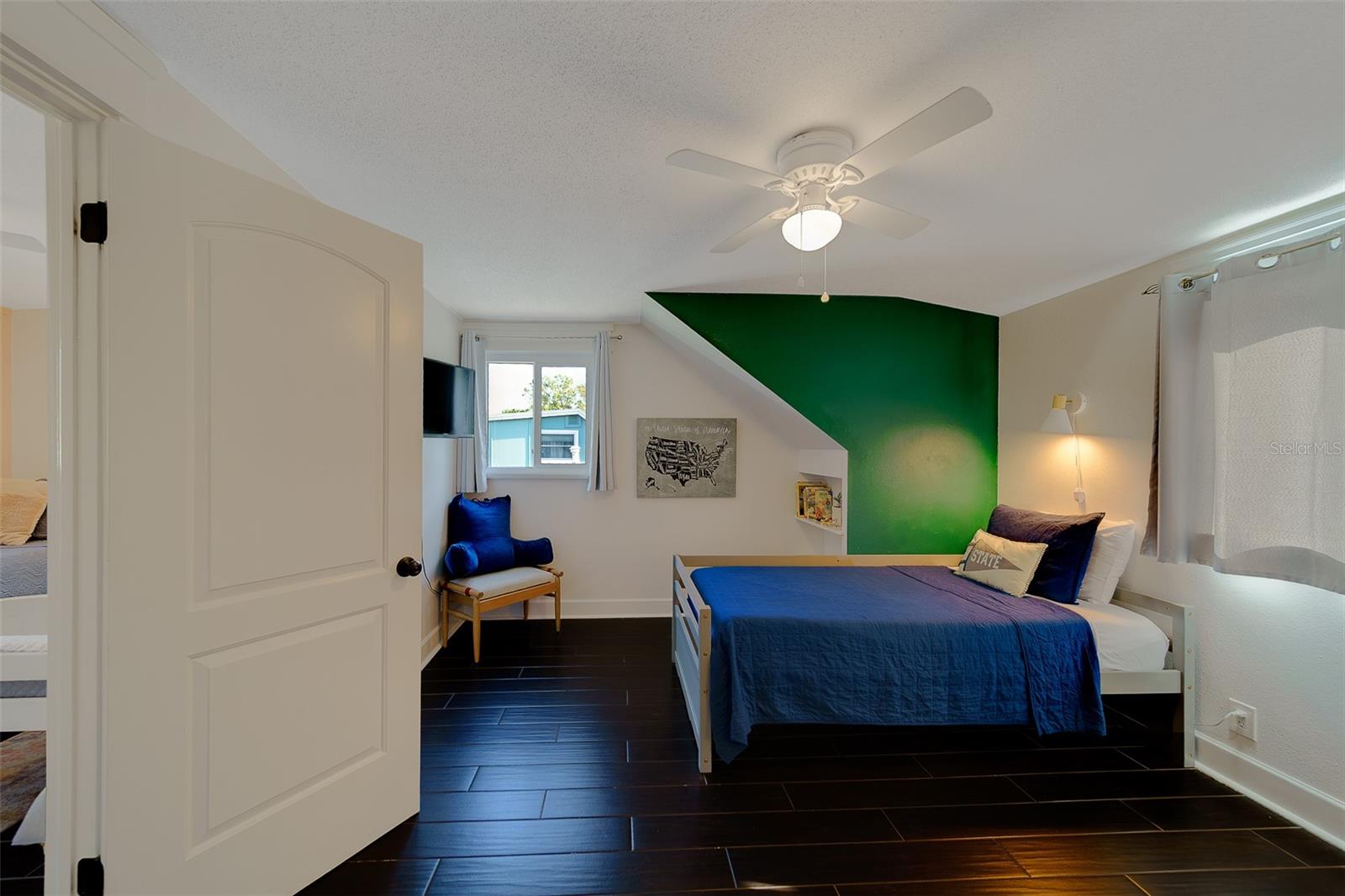 NEWPORT UNIT 2 - Residential