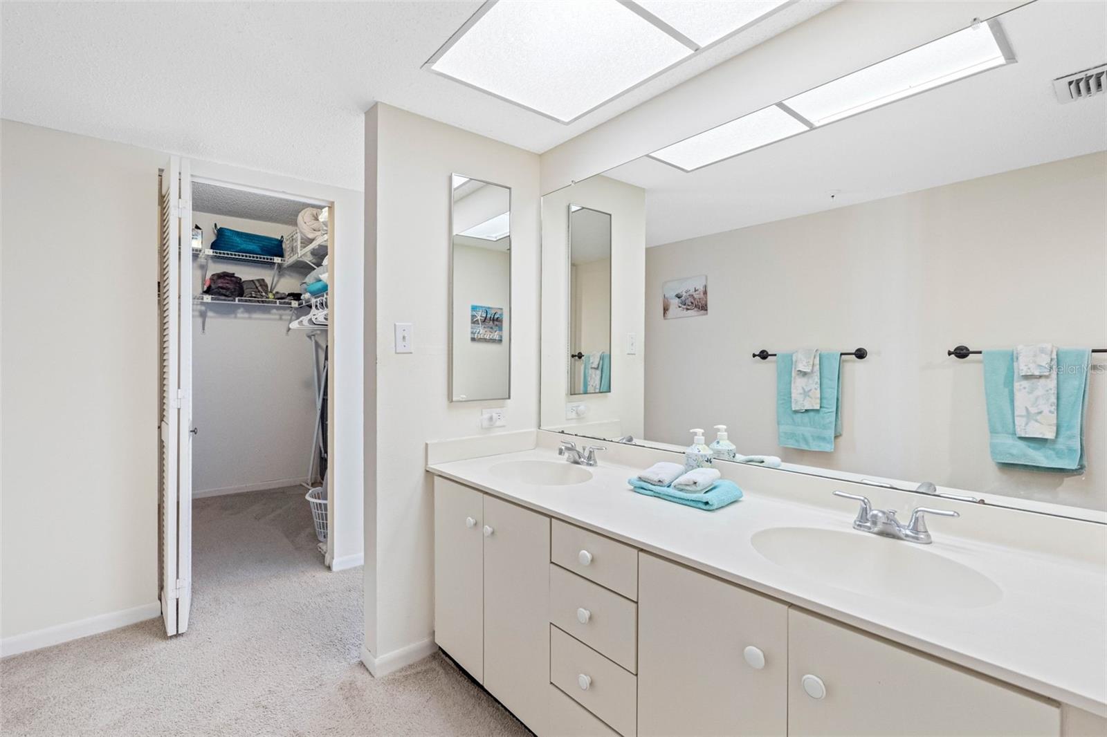 OCEAN SANDS TWO - Residential