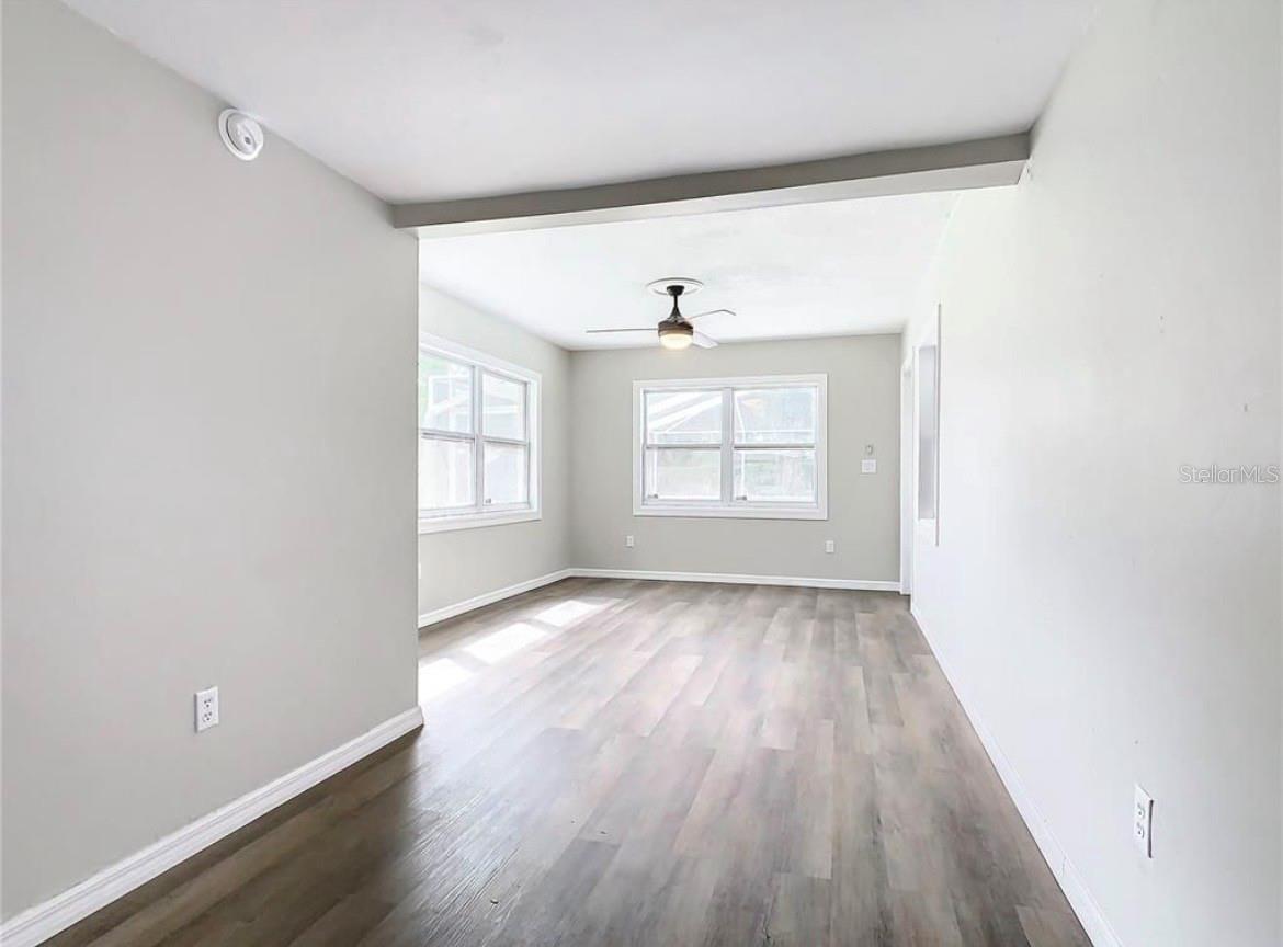 LAKE HUNTER TERRACE - Residential