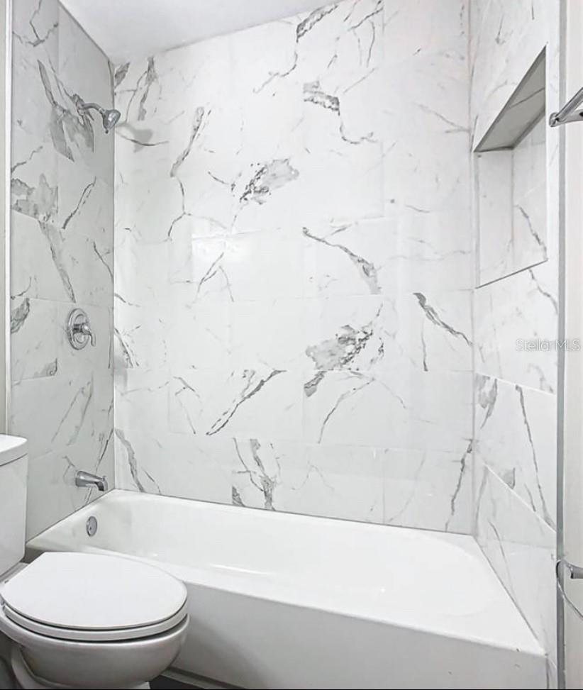 LAKE HUNTER TERRACE - Residential