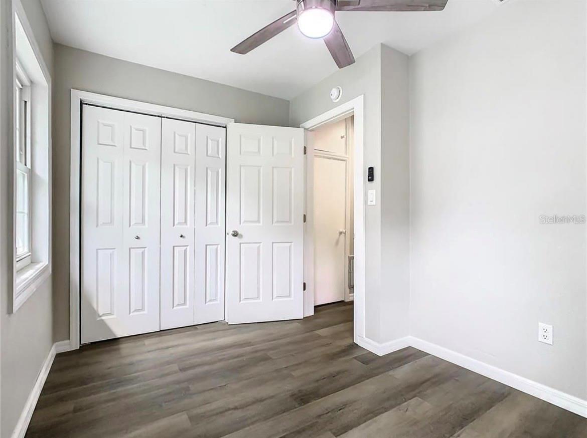 LAKE HUNTER TERRACE - Residential