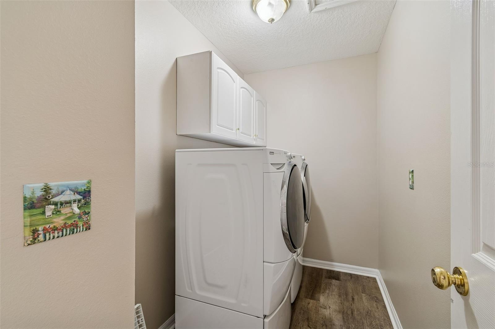 EASTLAKE OAKS PH 4 - Residential