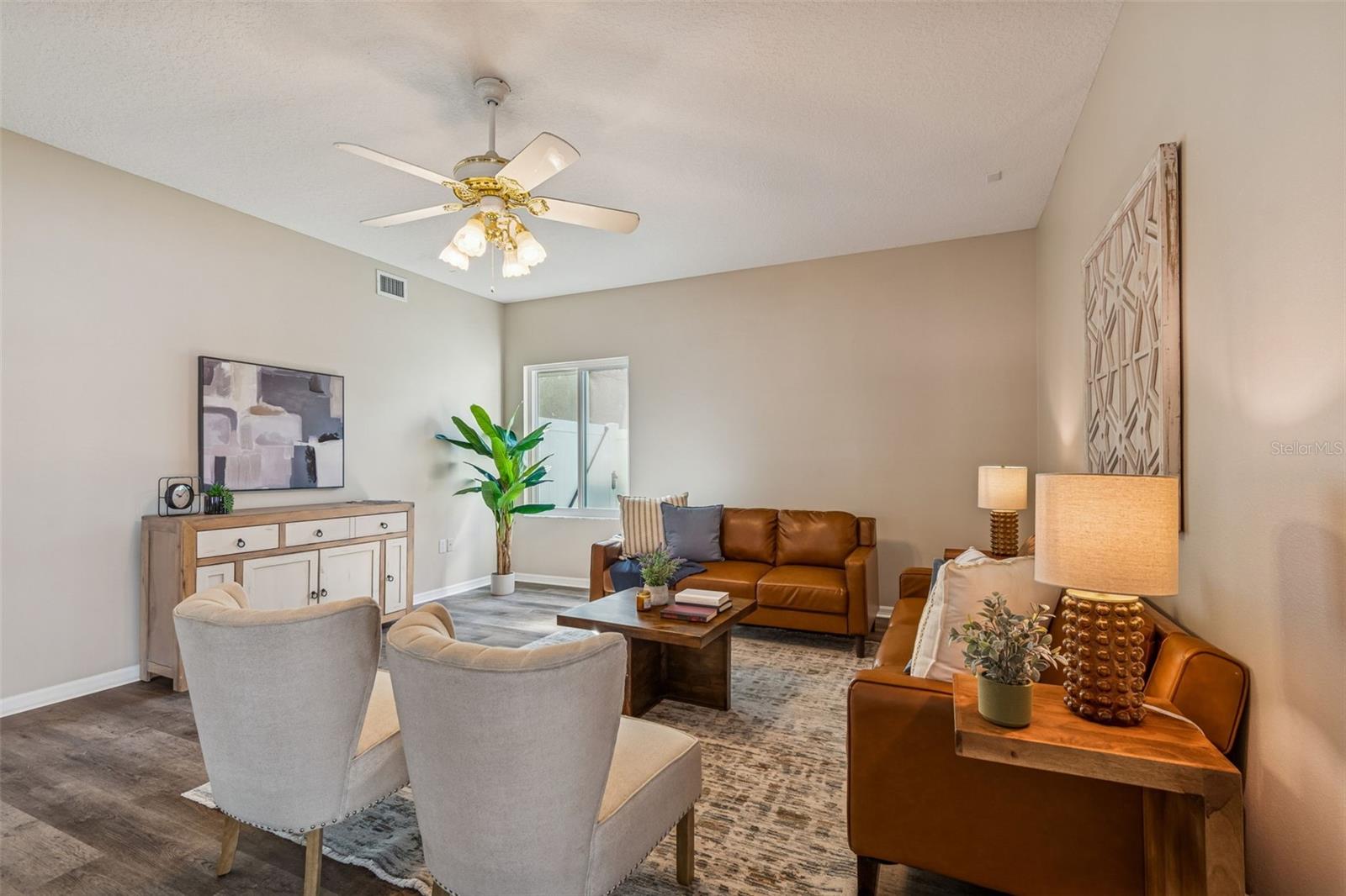 EASTLAKE OAKS PH 4 - Residential