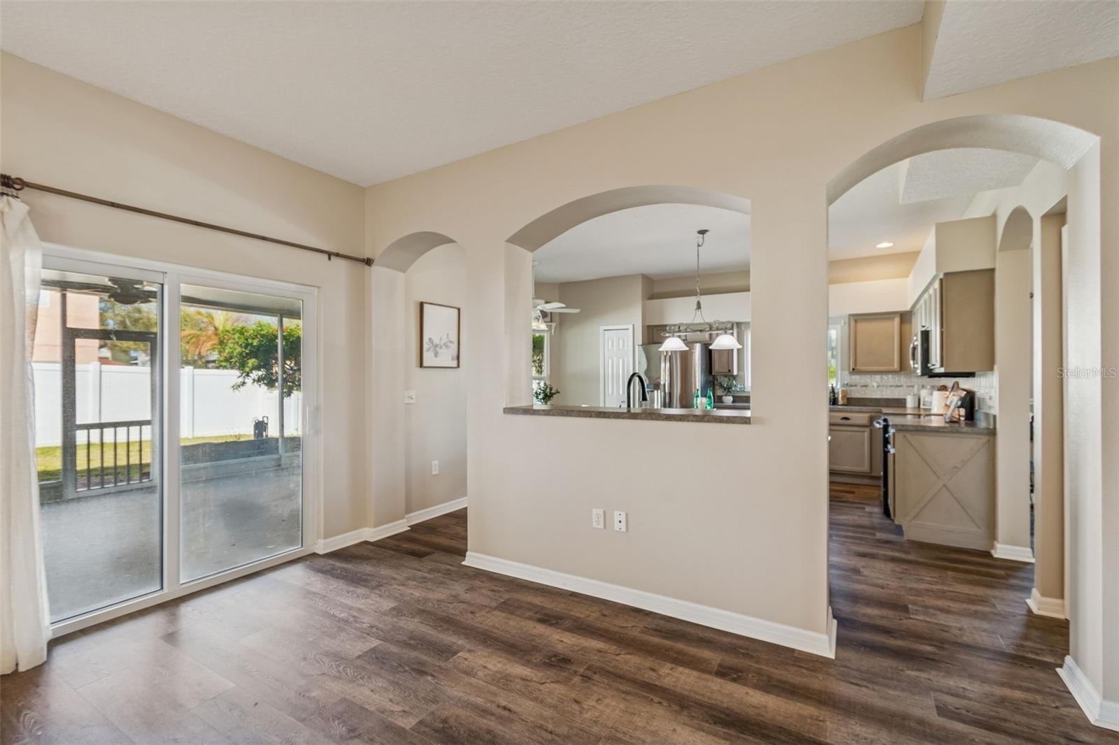 EASTLAKE OAKS PH 4 - Residential