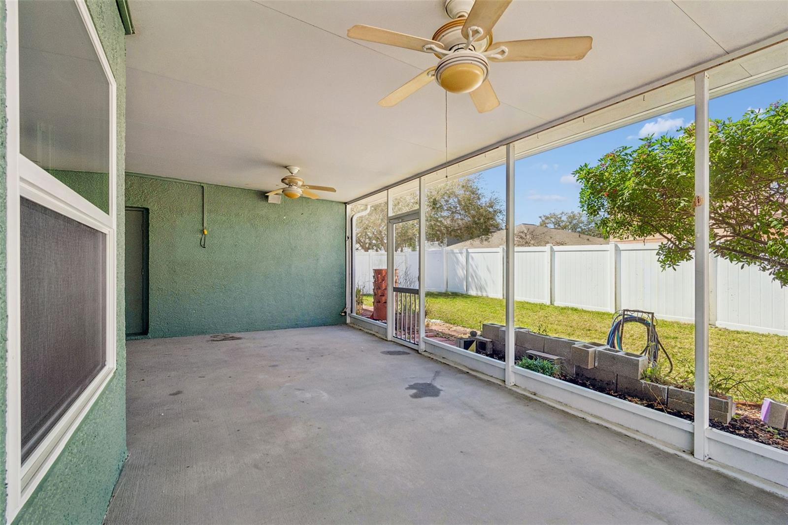 EASTLAKE OAKS PH 4 - Residential