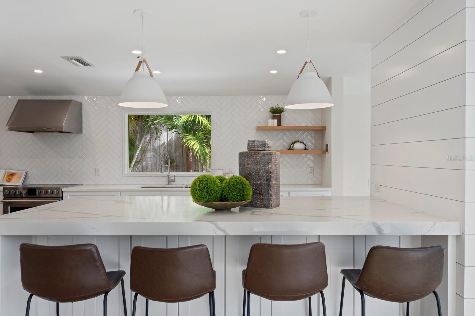 HIDDEN HARBOR - Residential