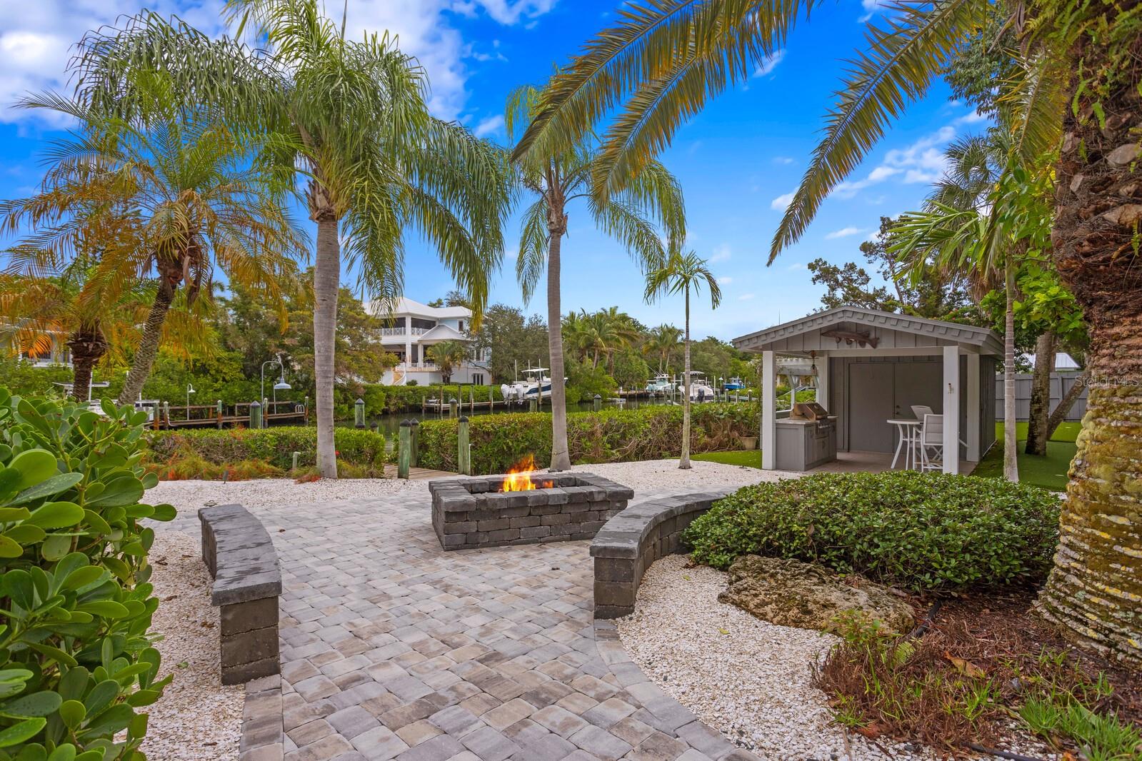 HIDDEN HARBOR - Residential