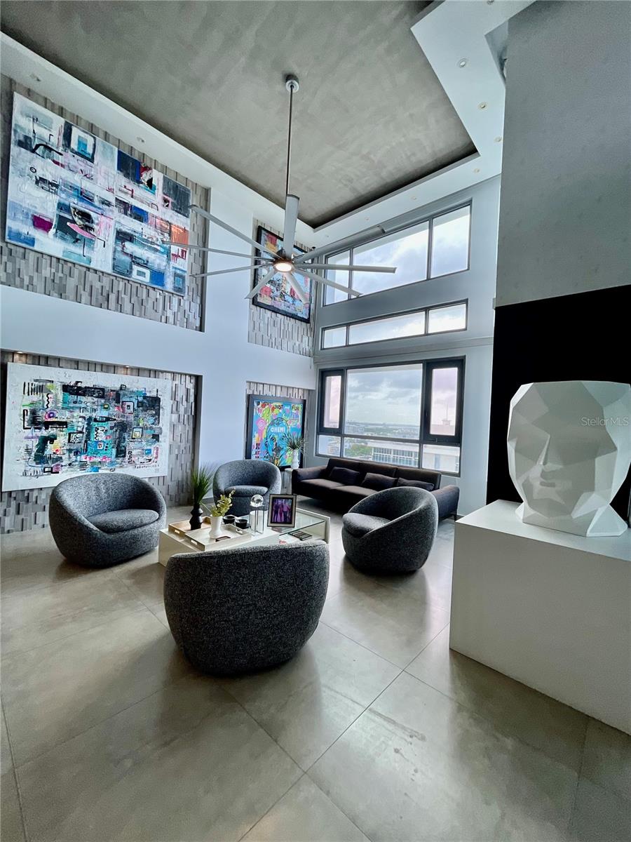 COND. METRO PLAZA TOWERS - Residential