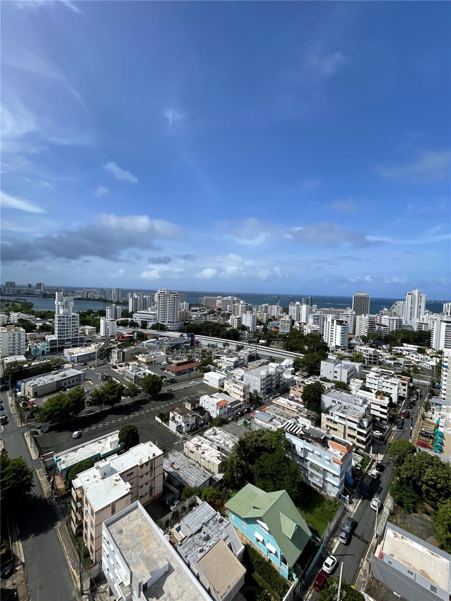 COND. METRO PLAZA TOWERS - Residential