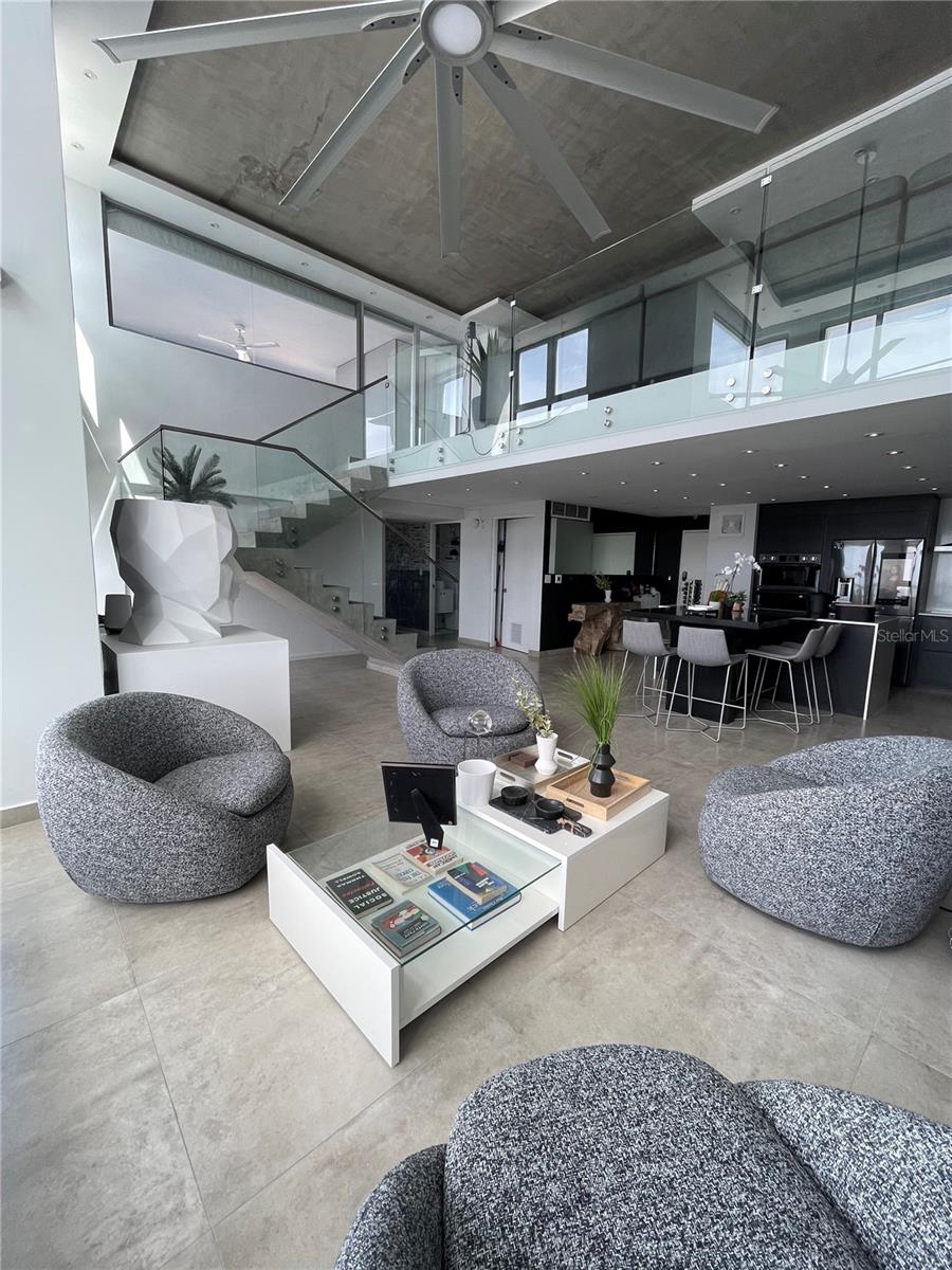 COND. METRO PLAZA TOWERS - Residential