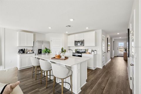 Tiny photo for 215 Skyfield Court, Lady Lake, FL 32159 (MLS # O6407074)