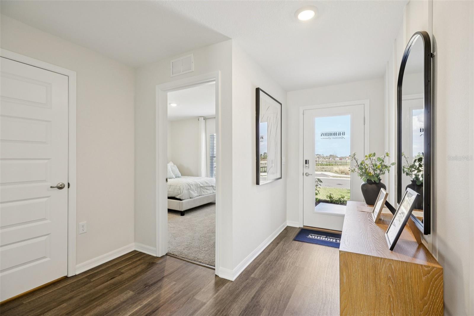 BOULEVARD OAKS - Residential