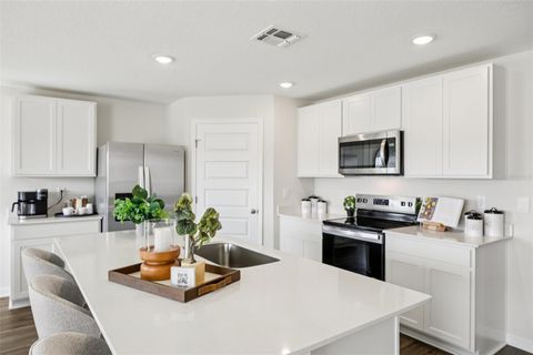 Tiny photo for 215 Skyfield Court, Lady Lake, FL 32159 (MLS # O6407074)