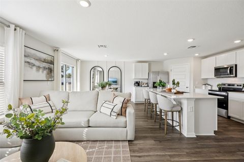 Tiny photo for 215 Skyfield Court, Lady Lake, FL 32159 (MLS # O6407074)