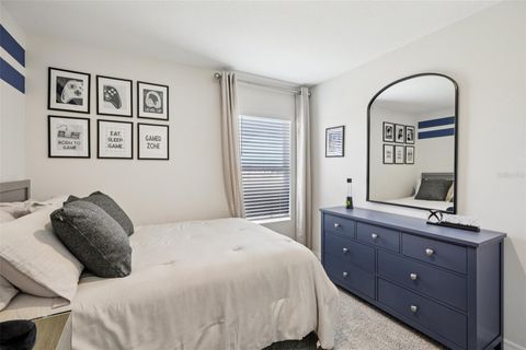 Tiny photo for 215 Skyfield Court, Lady Lake, FL 32159 (MLS # O6407074)
