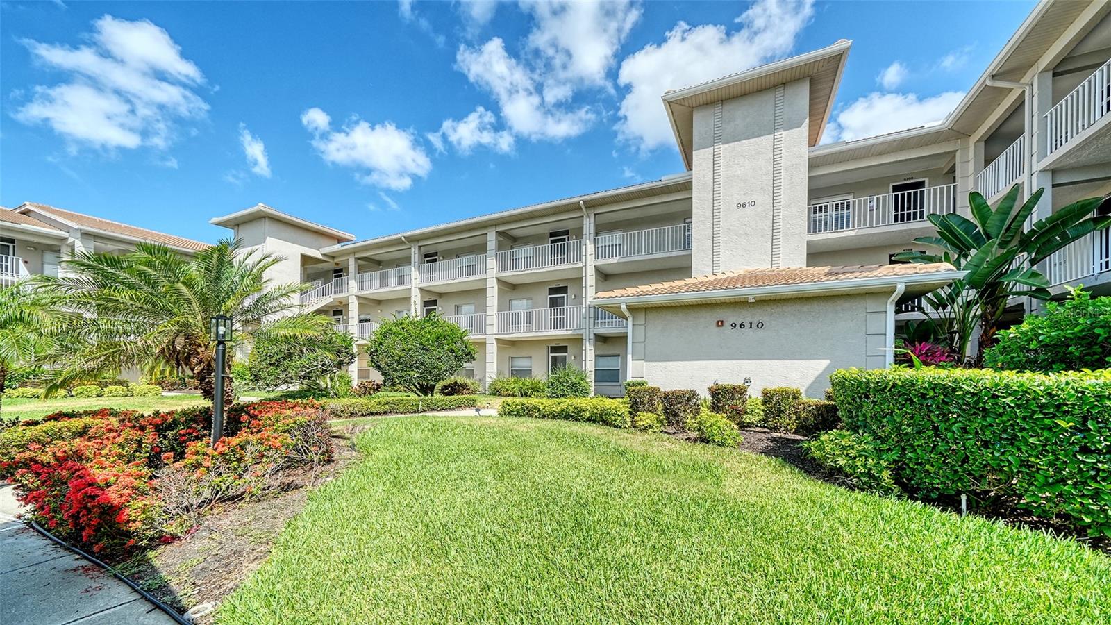 9610 CLUB SOUTH CIRCLE 4203