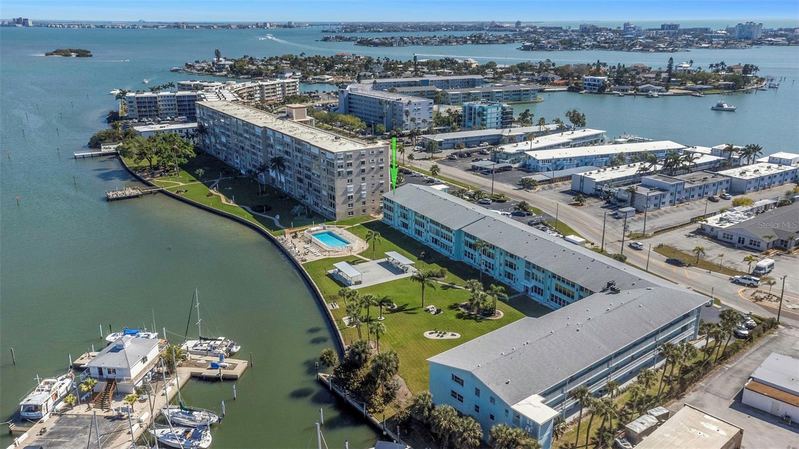 SHORE VIEW BLDG - Residential