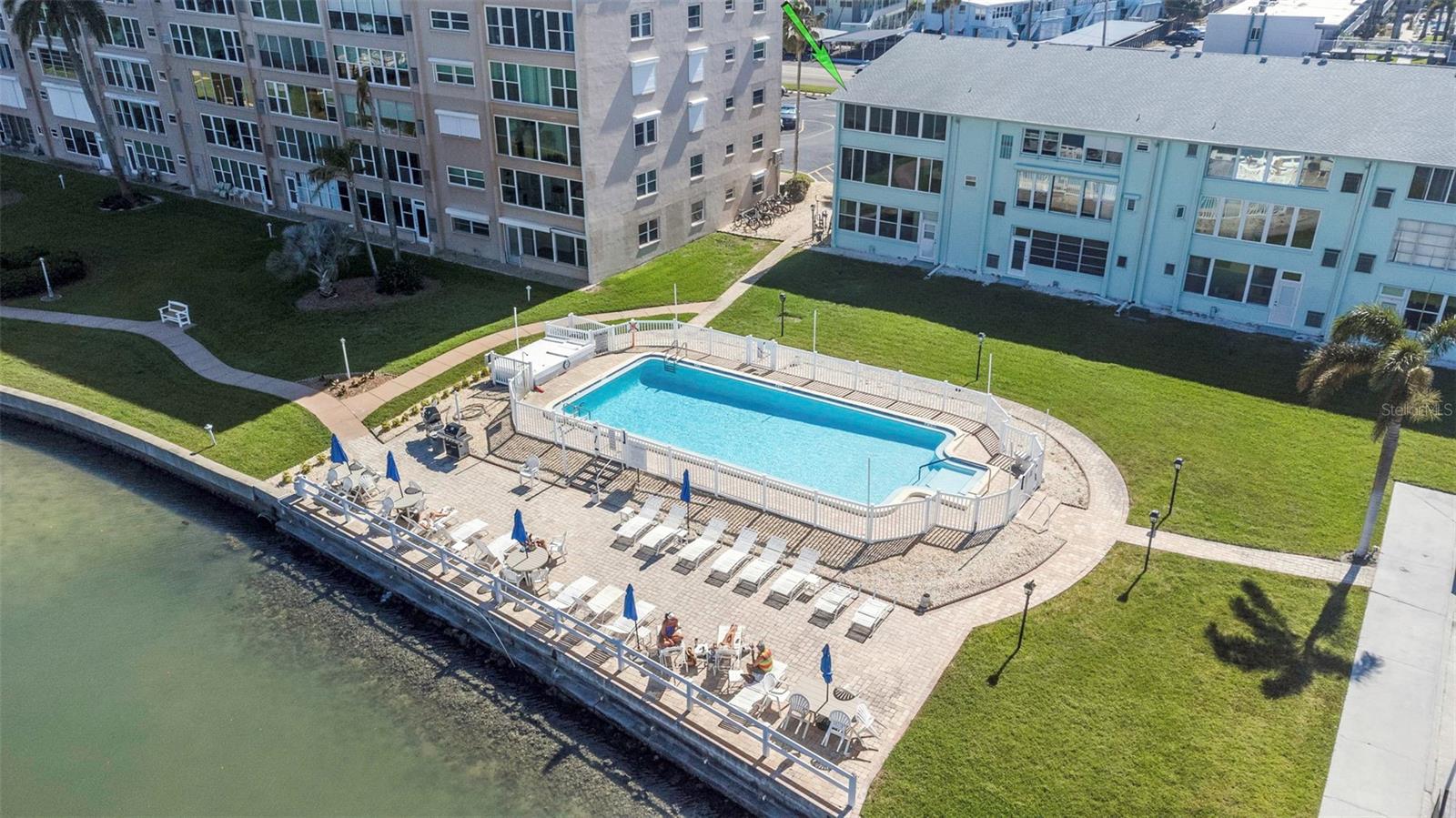 SHORE VIEW BLDG - Residential