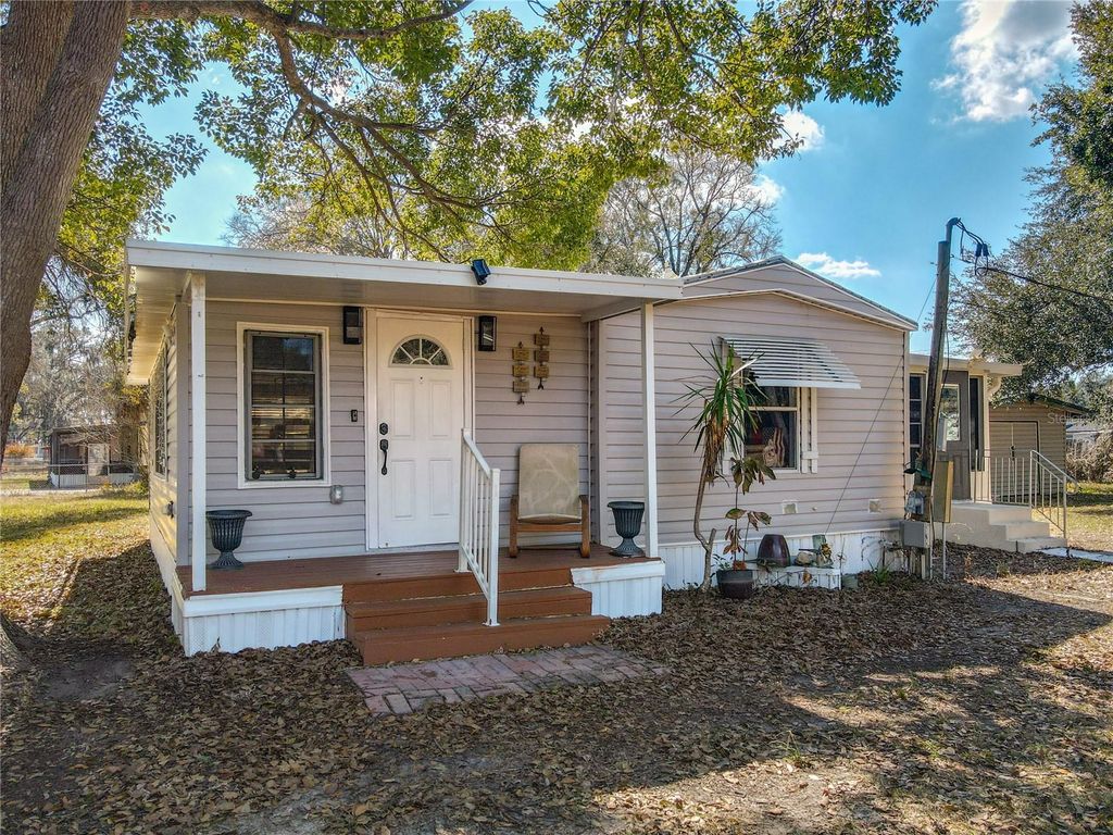 Photo of 106 Hales Road, Auburndale, FL 33823 (MLS # O6384566)