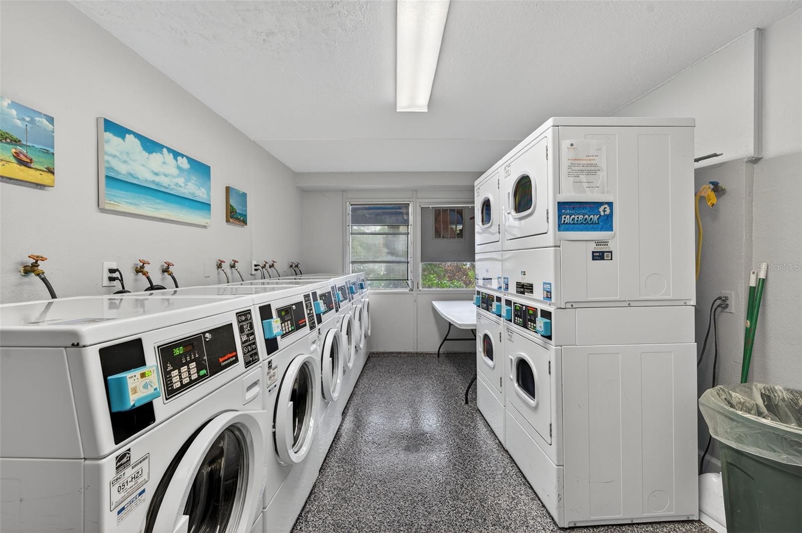 WAVE THE CONDO - Residential