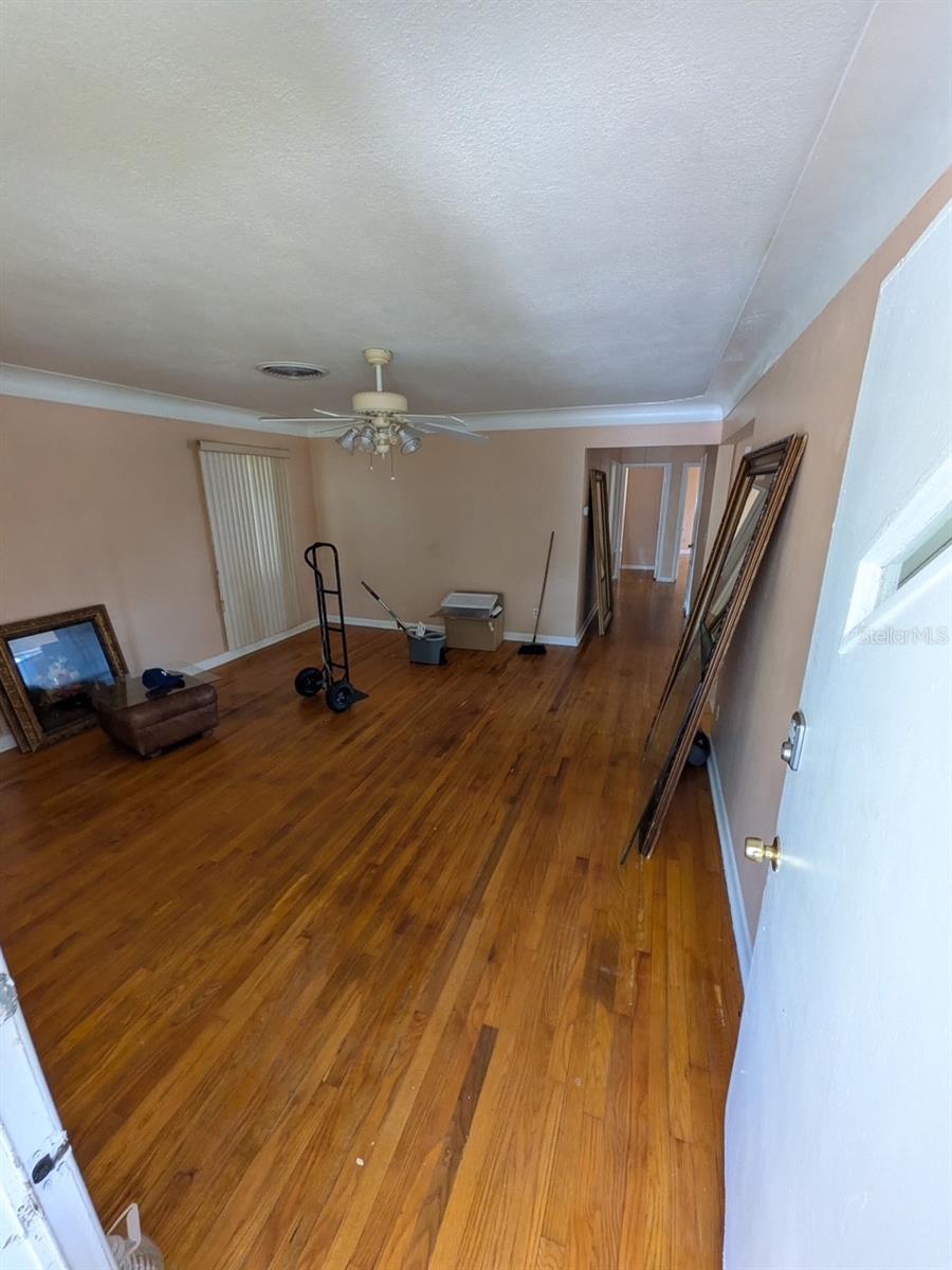 ANN PARK HEIGHTS - Residential
